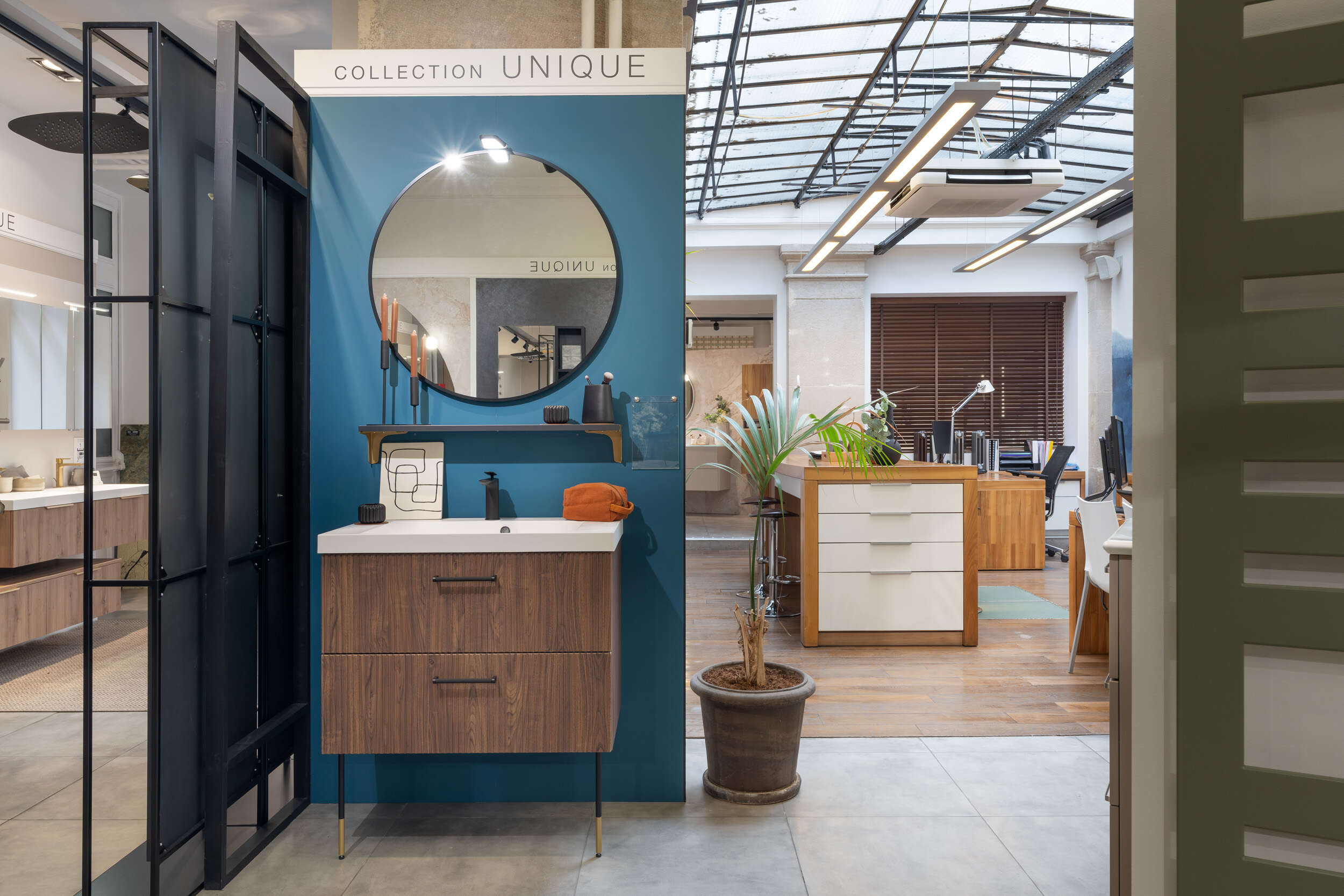 showroom 7
